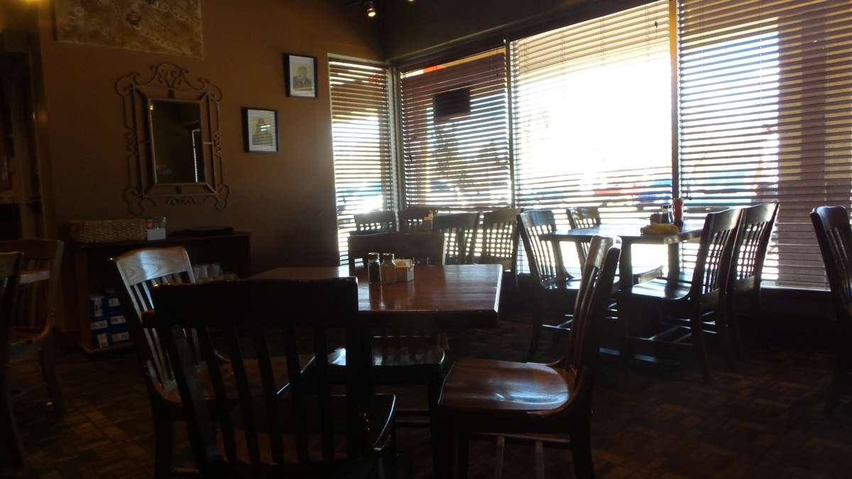 Alberts Family Restaurant, Red Deer, Red Deer Zomato