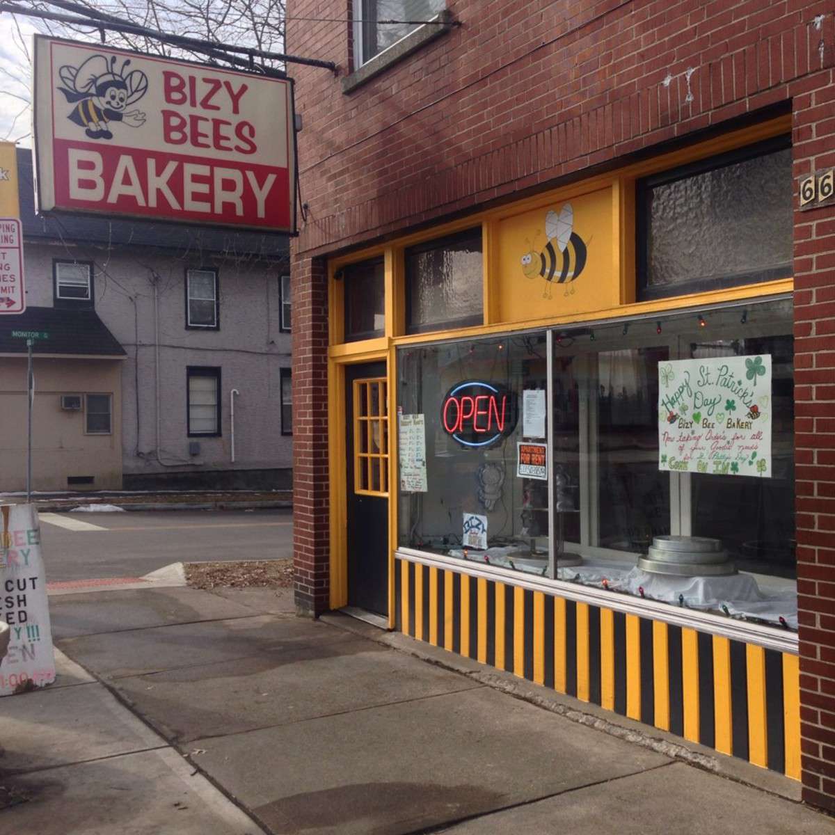 Bizy Bee Bakery, North Bend, Cincinnati Zomato