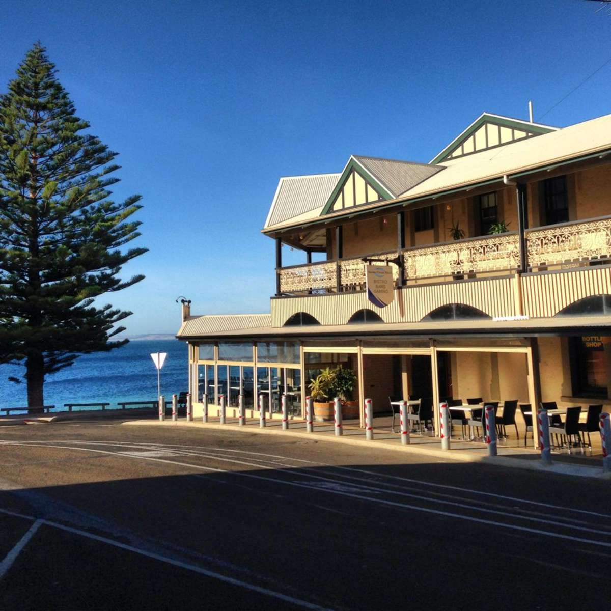 ozone-hotel-kingscote-kangaroo-island-zomato