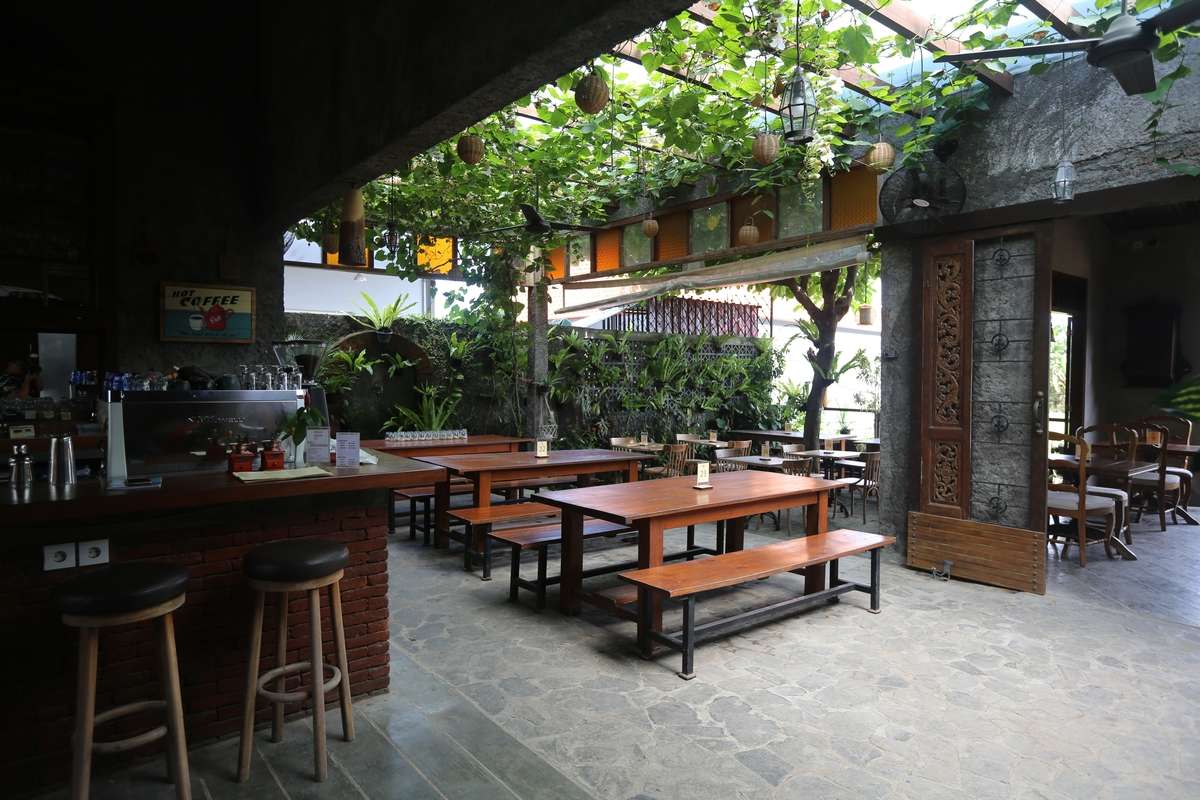 Daily Grind Coffee Roastery Kerobokan Bali