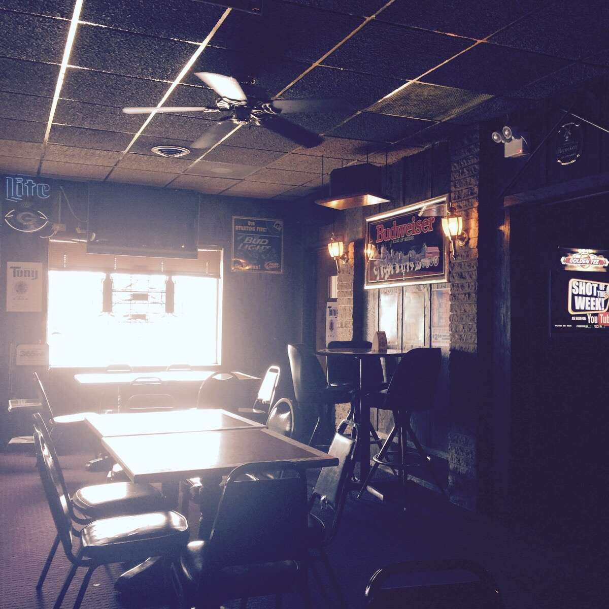 Dog House Lounge, Dubuque, Dubuque Zomato