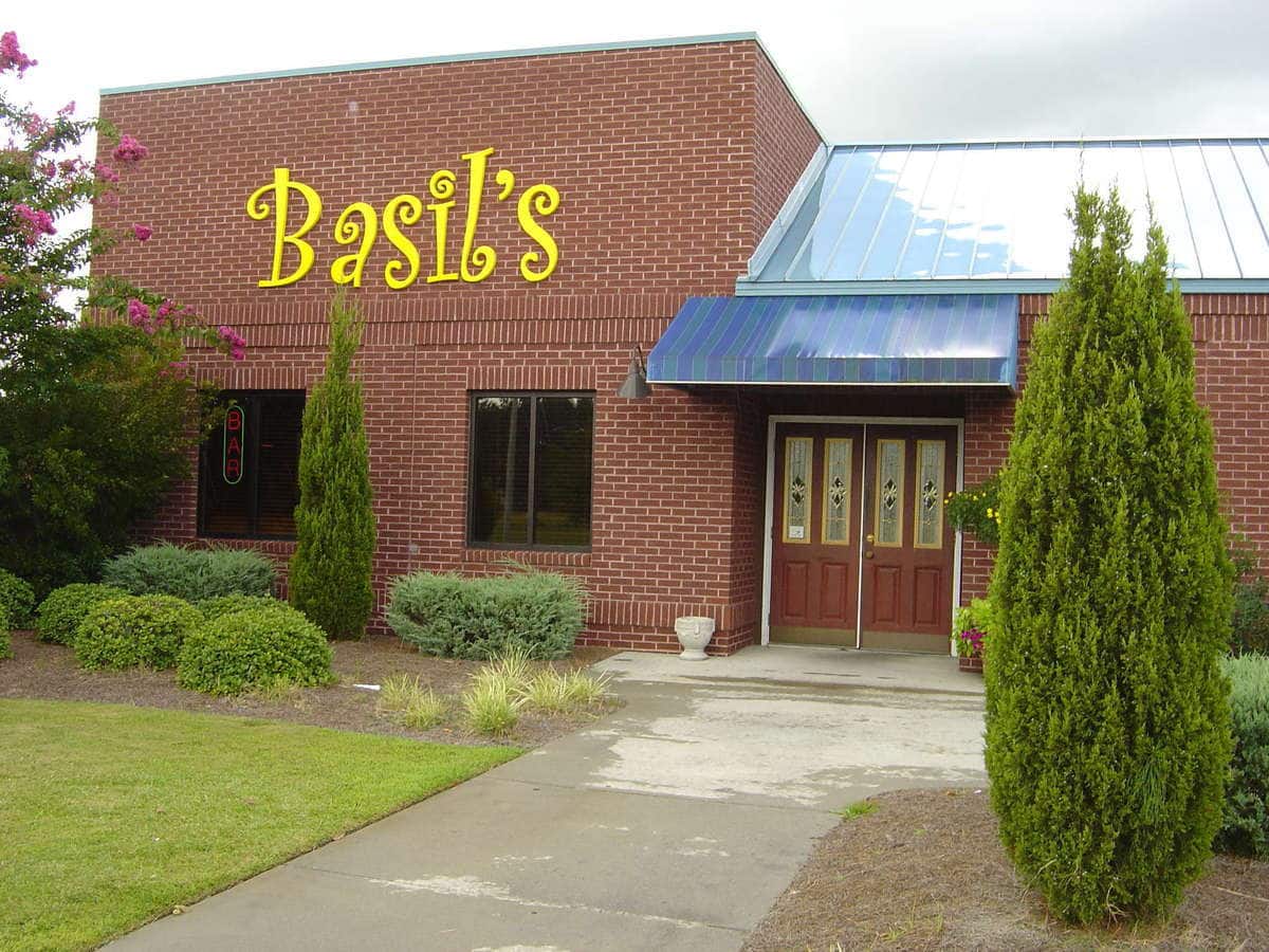 Basil's Restaurant & Pizzeria, Greenville, Greenville Zomato