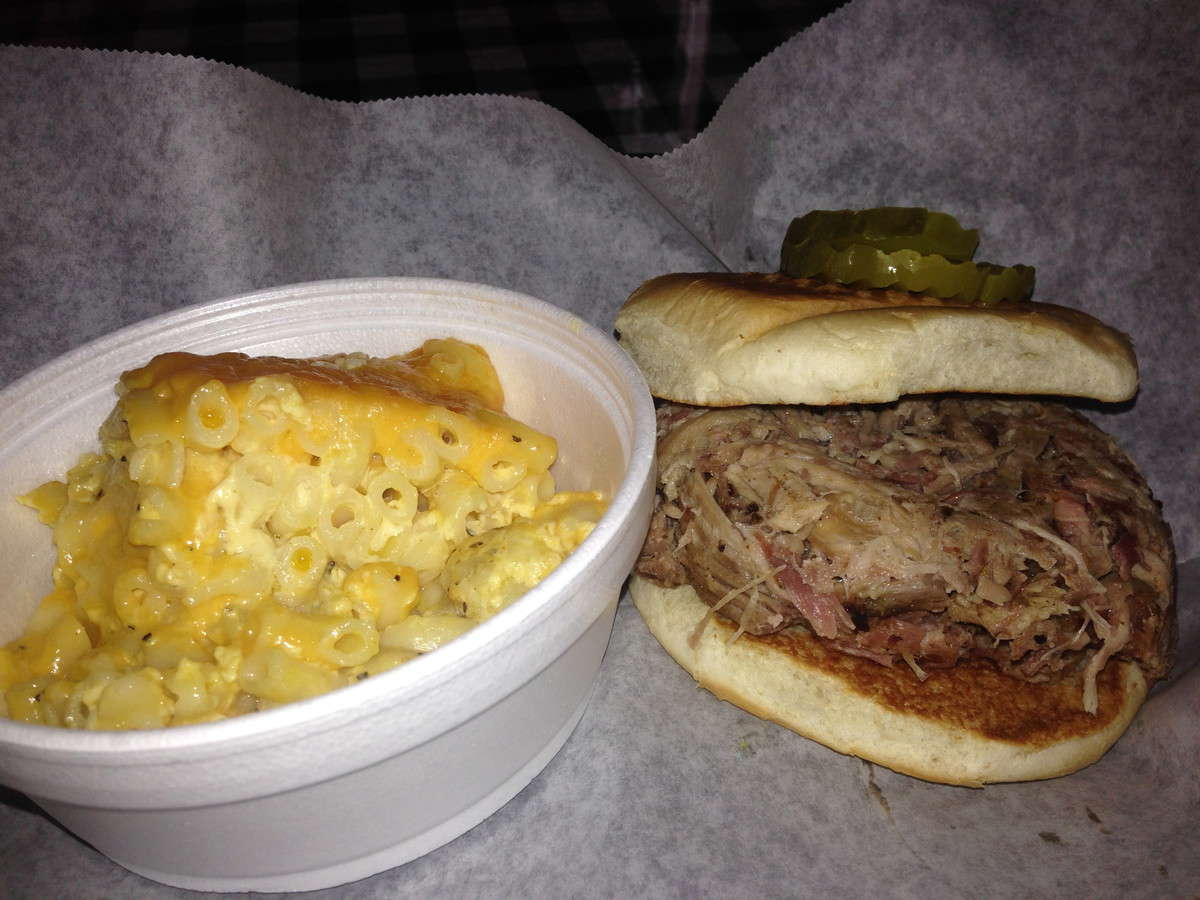 Redd's Que & Stew, Jefferson, Athens Zomato