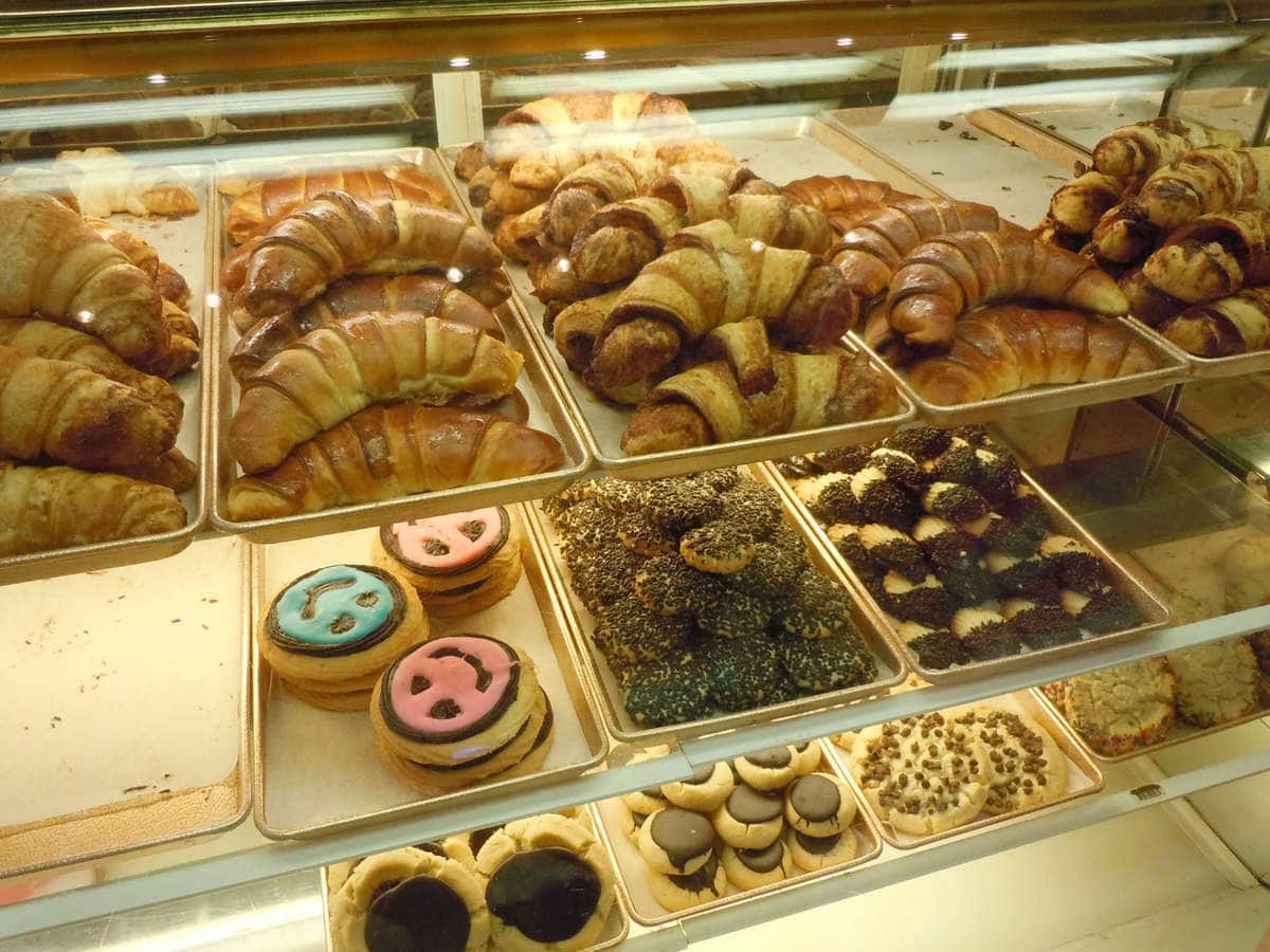 Cheskie's Bakery, Outremont, Montreal Zomato