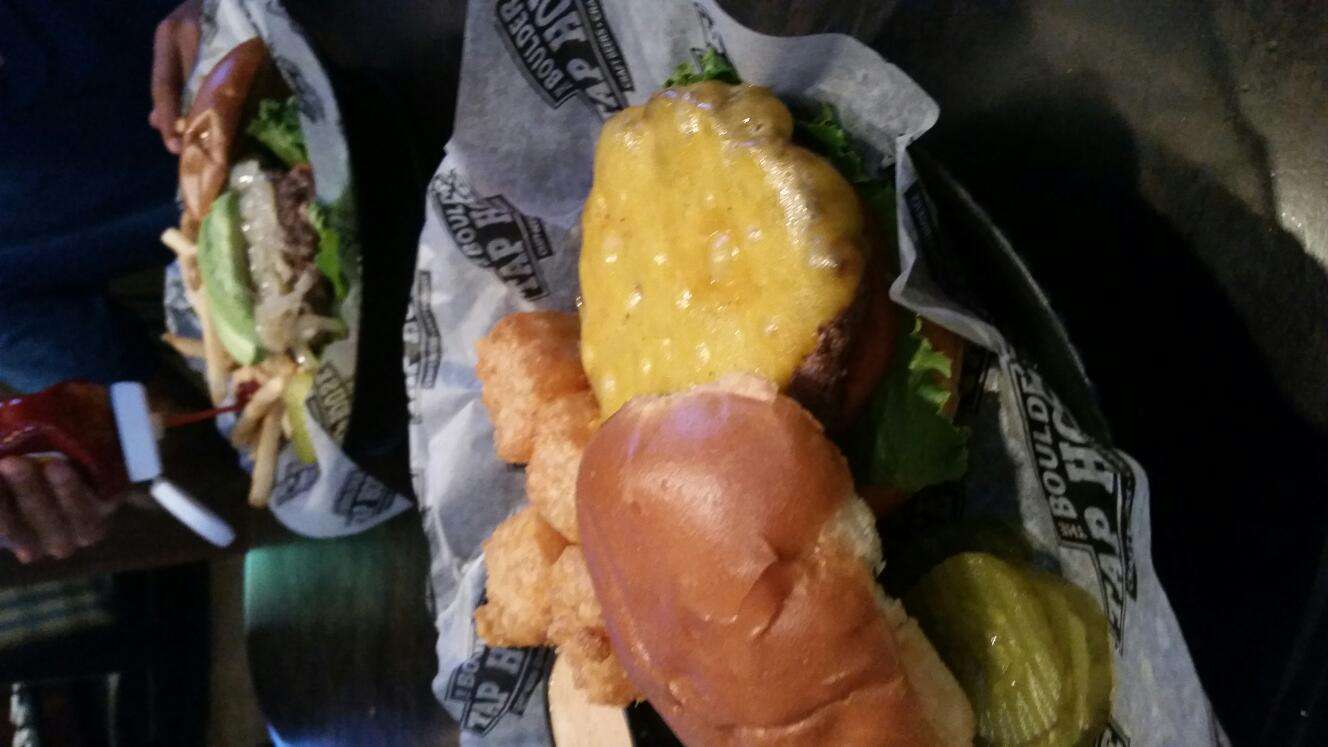 The Boulder Tap House, Mankato, Mankato Zomato