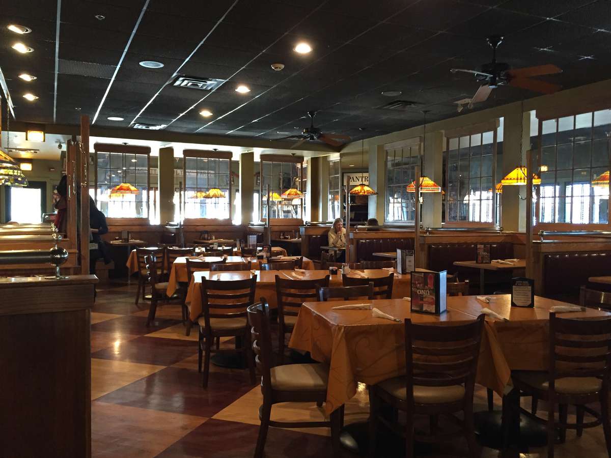 UNO Pizzeria & Grill, Birch Run, Flint