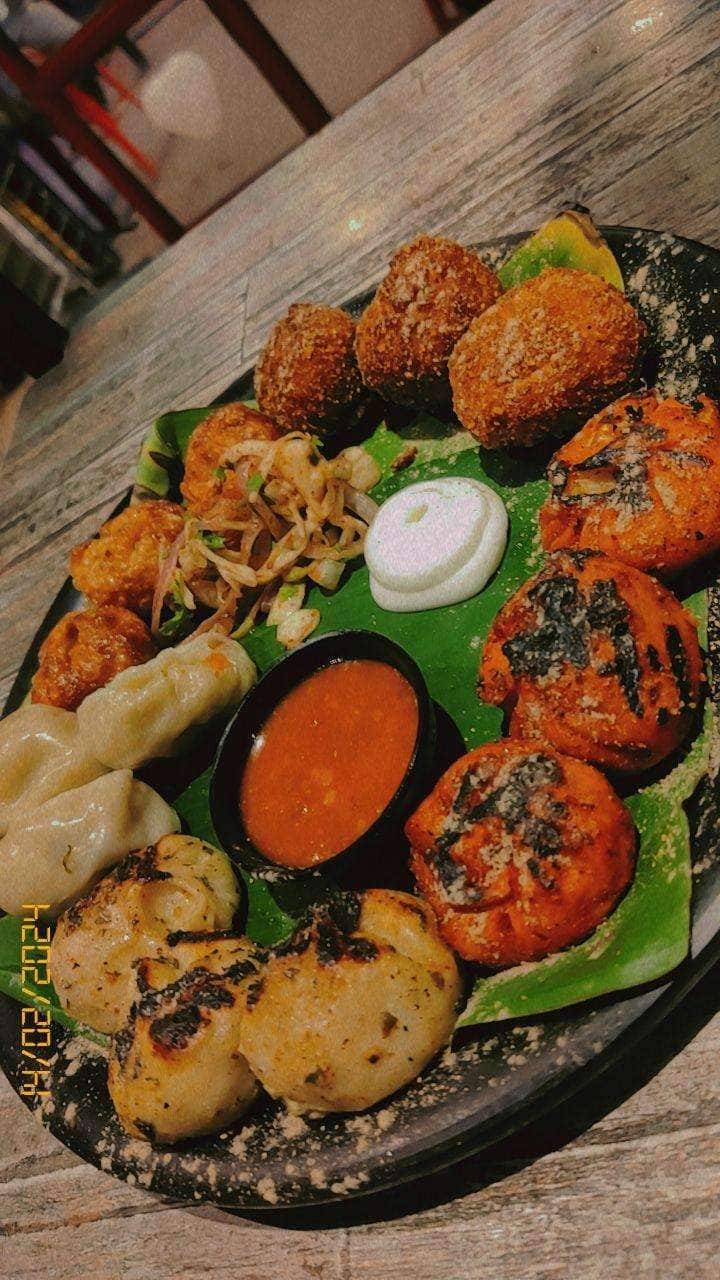 Menu of Momo Lo Momo, Nigdi, Pune