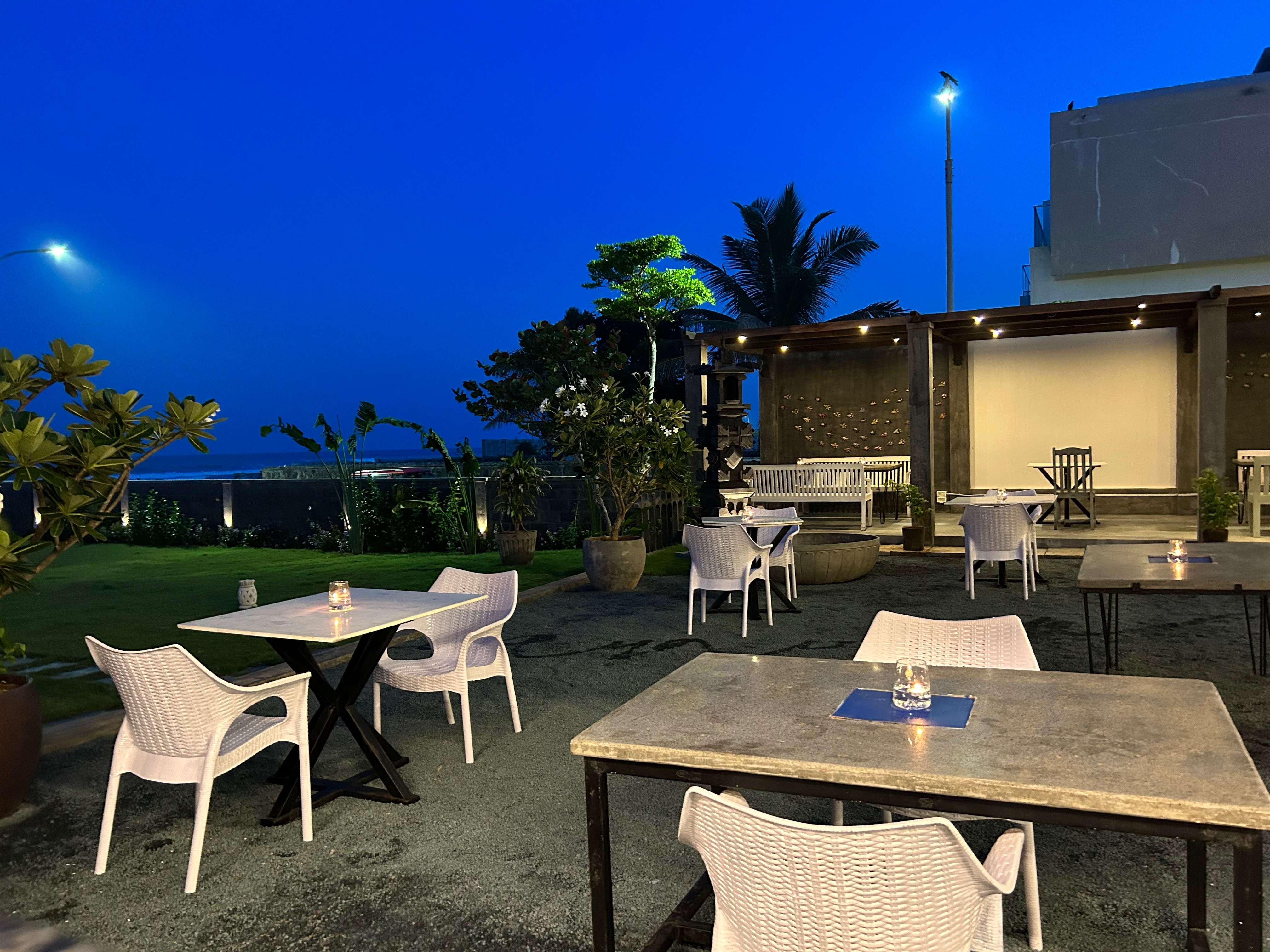 birthday celebration places, birthday restaurants, birthday party restaurants, birthday dinner, birthday brunch, celebration restaurants, party restaurants, group dining, private dining - The Beach By Madras Square - img1