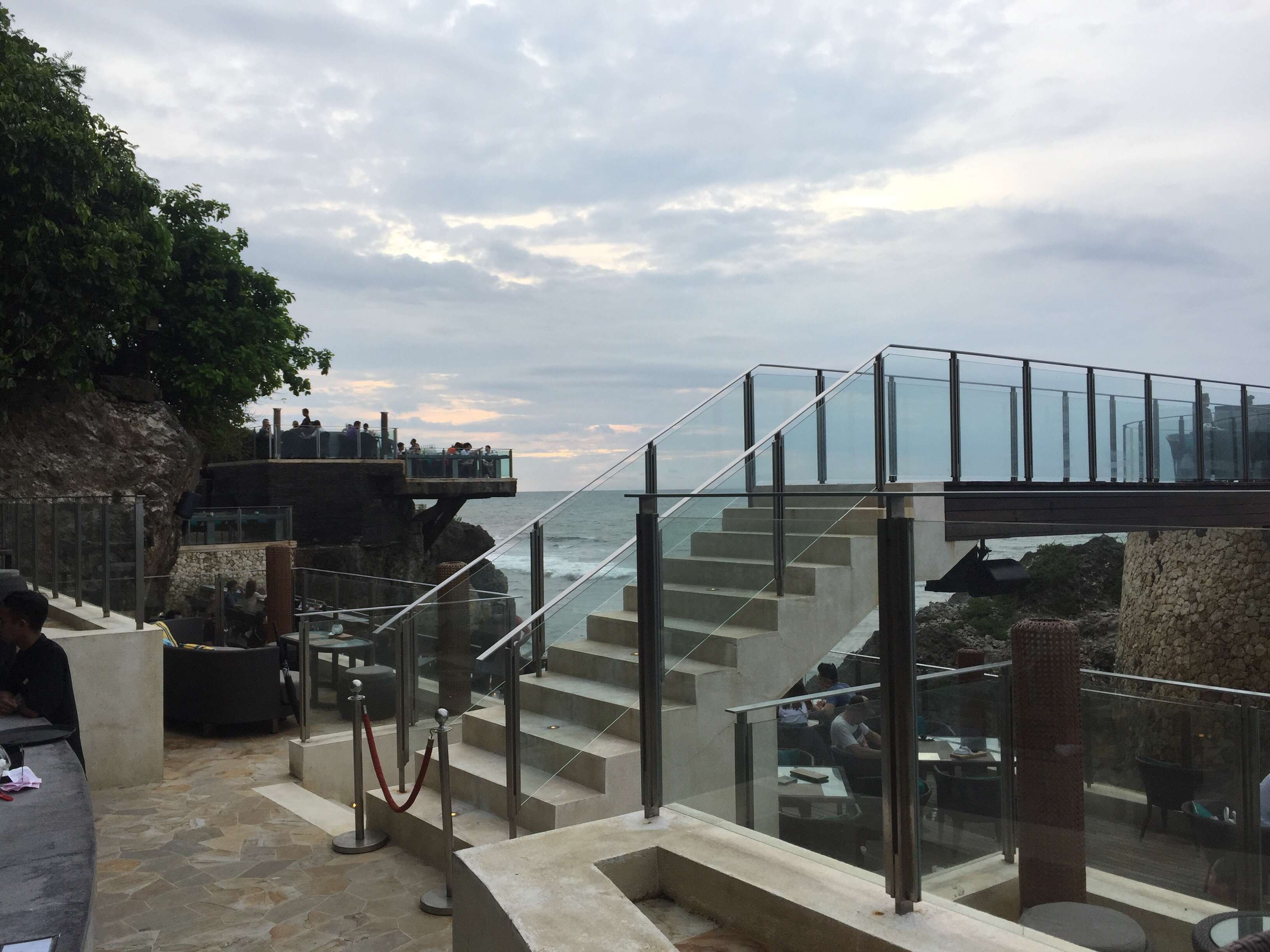 Rock Bar Bali - Ayana Resort and Spa, Jimbaran, Bali ...