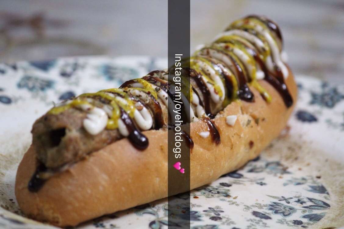 Best Hot Dog Places In Delhi