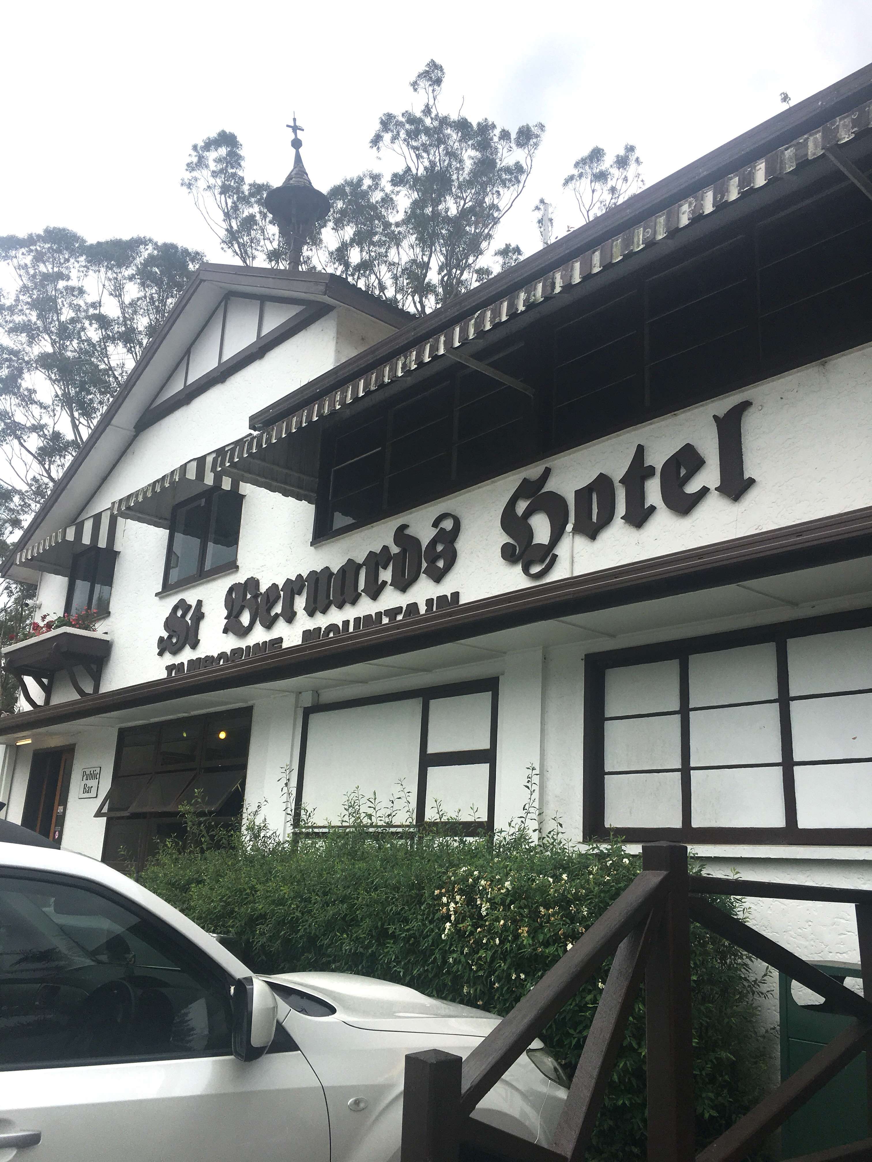St Bernards Hotel, Mount Tamborine, Mount Tamborine Zomato