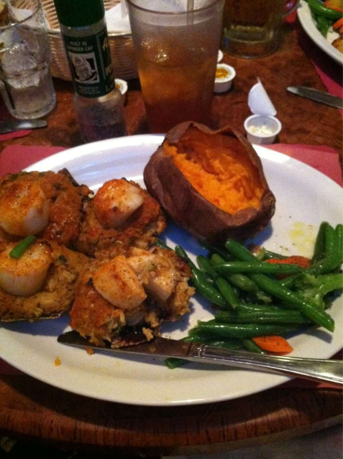 Howards Restaurant, Englewood, Englewood Zomato