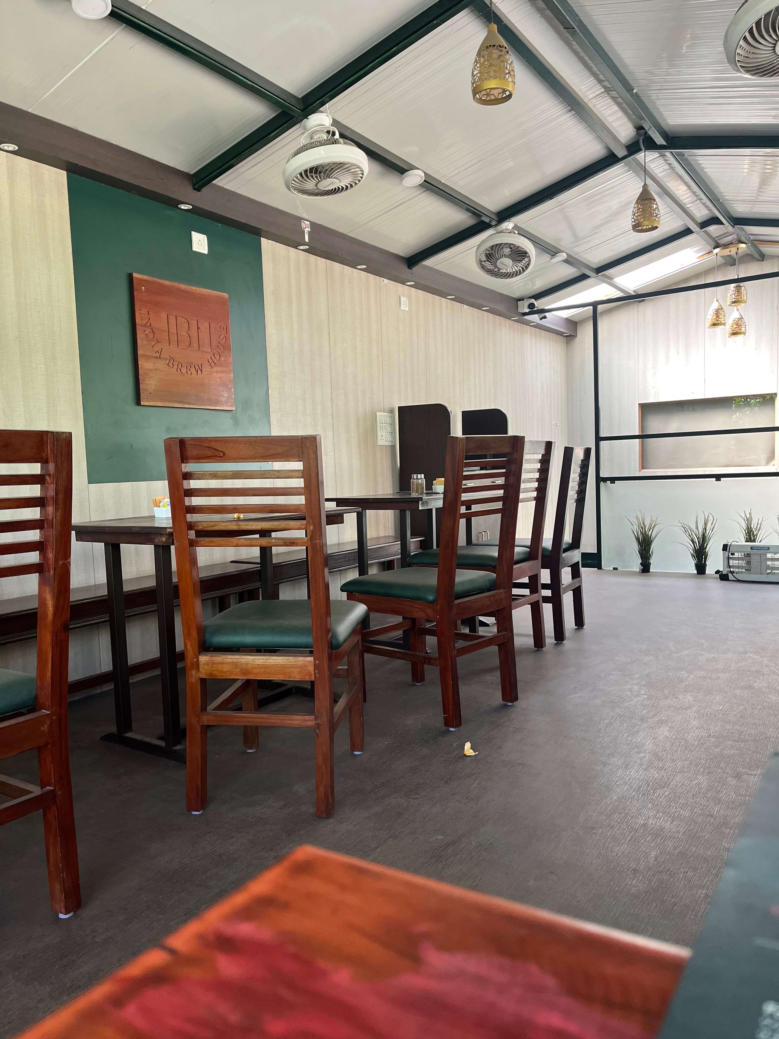 Book table and online reservation at India Brew House, Anna Nagar East