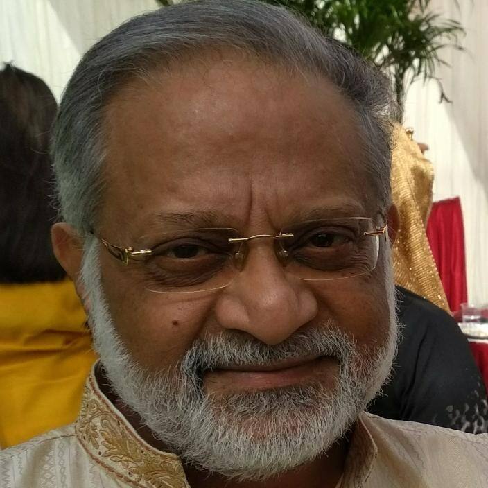 Dinesh Purushottam (Foodie Home Chef)