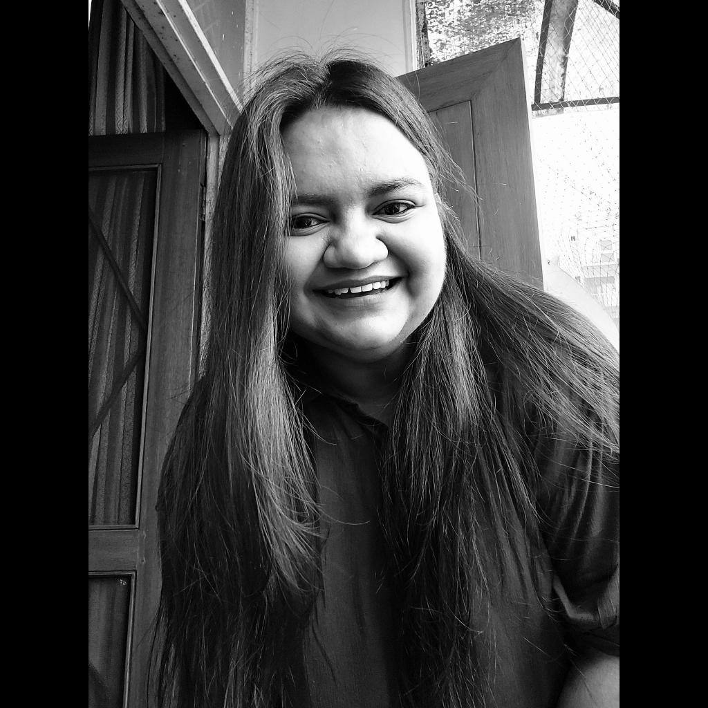 Mihika Dwivedi  @maujmeinmihika