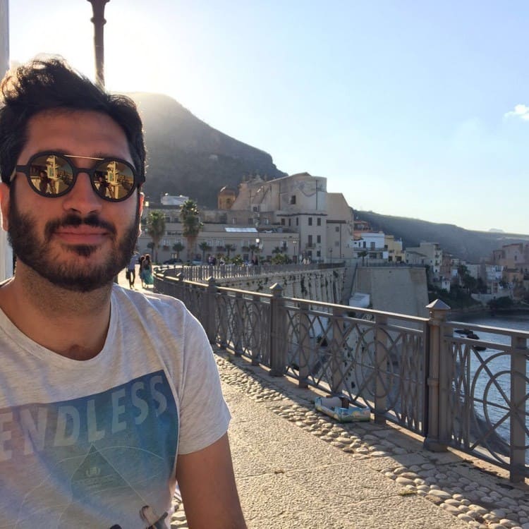 Impster La Food Blogger