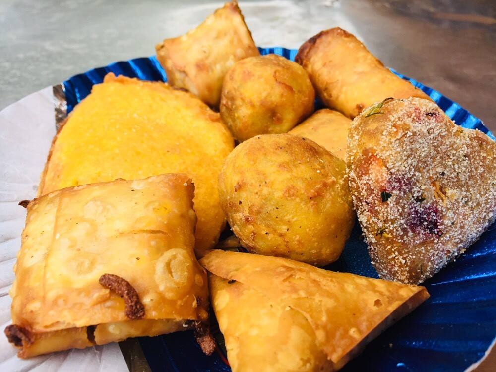 Brahmbhatt Sister’s