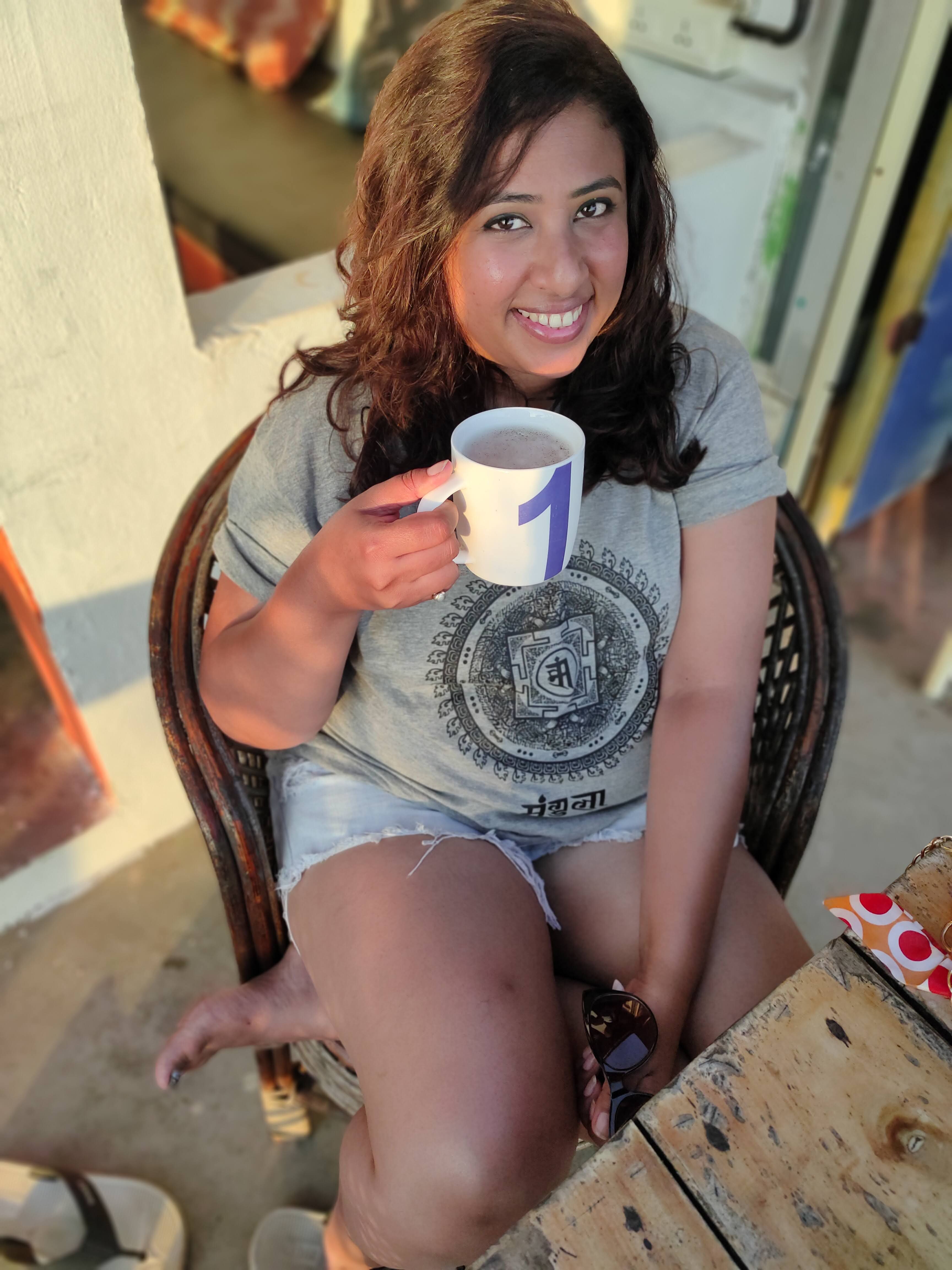 Sneha Dalvi - The Talking Bee