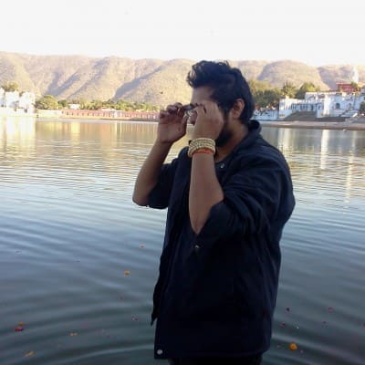 Adv. Himanshu Dhalia