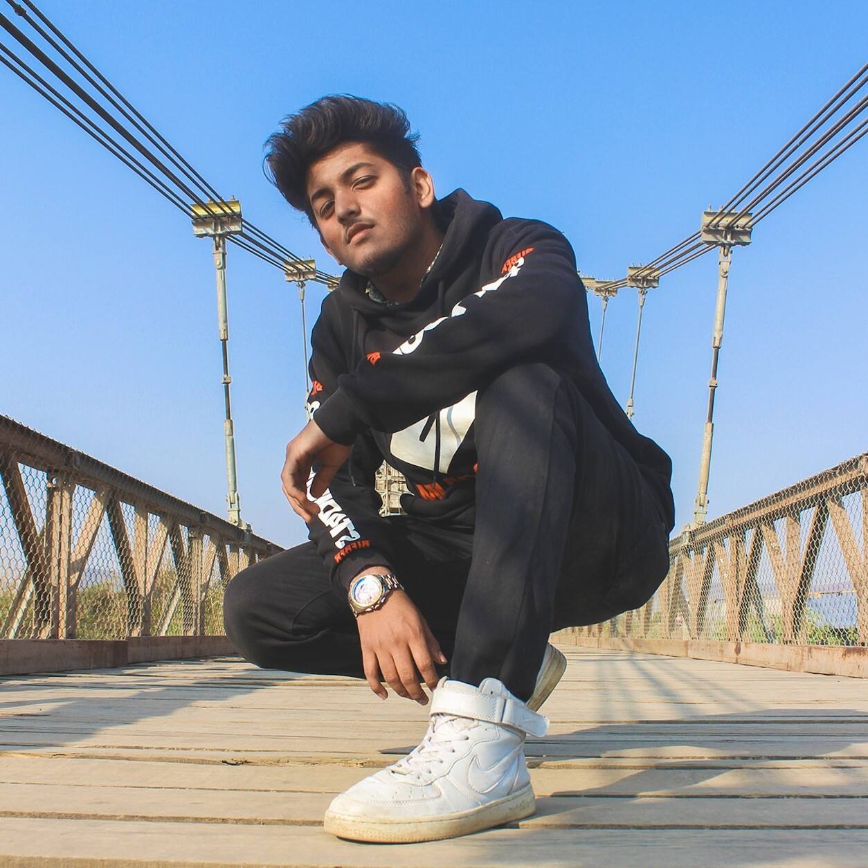 NEIL OSWIN????‍????