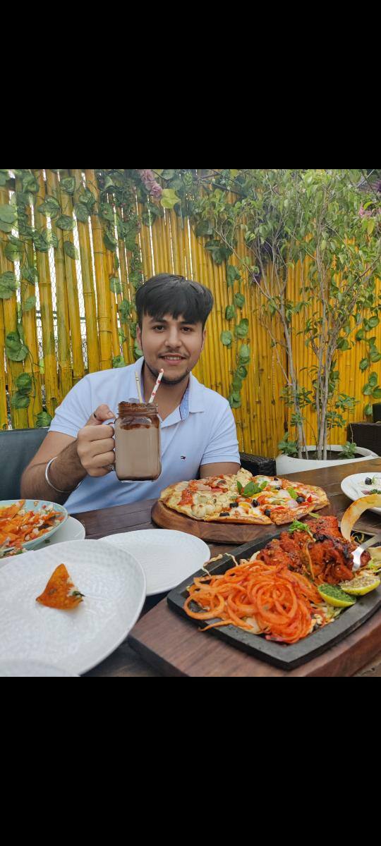 Yourdelhifoodie
||Food Blogger||