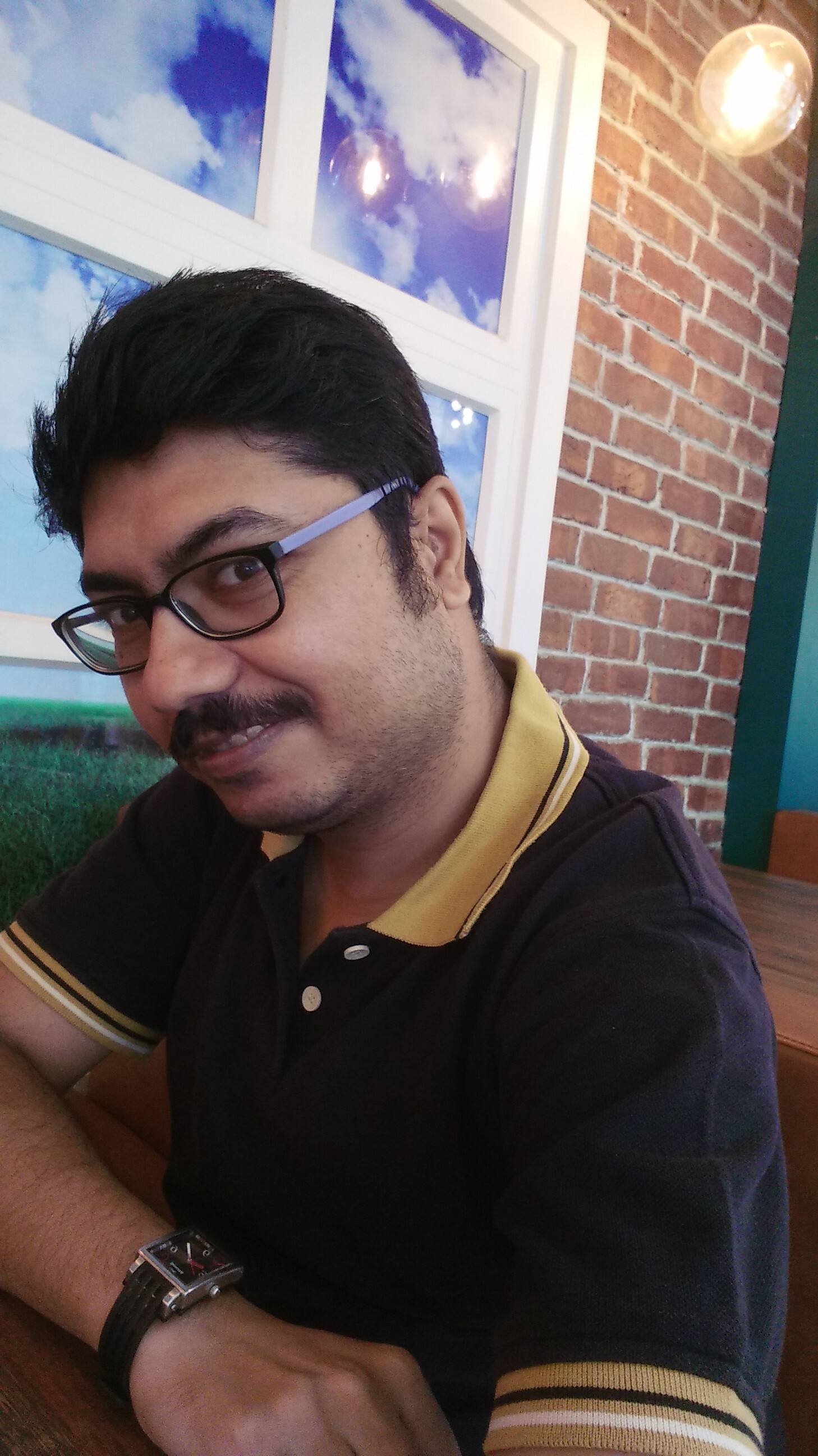 Kunal Bhowmick (The Bhukkad Bangalee)